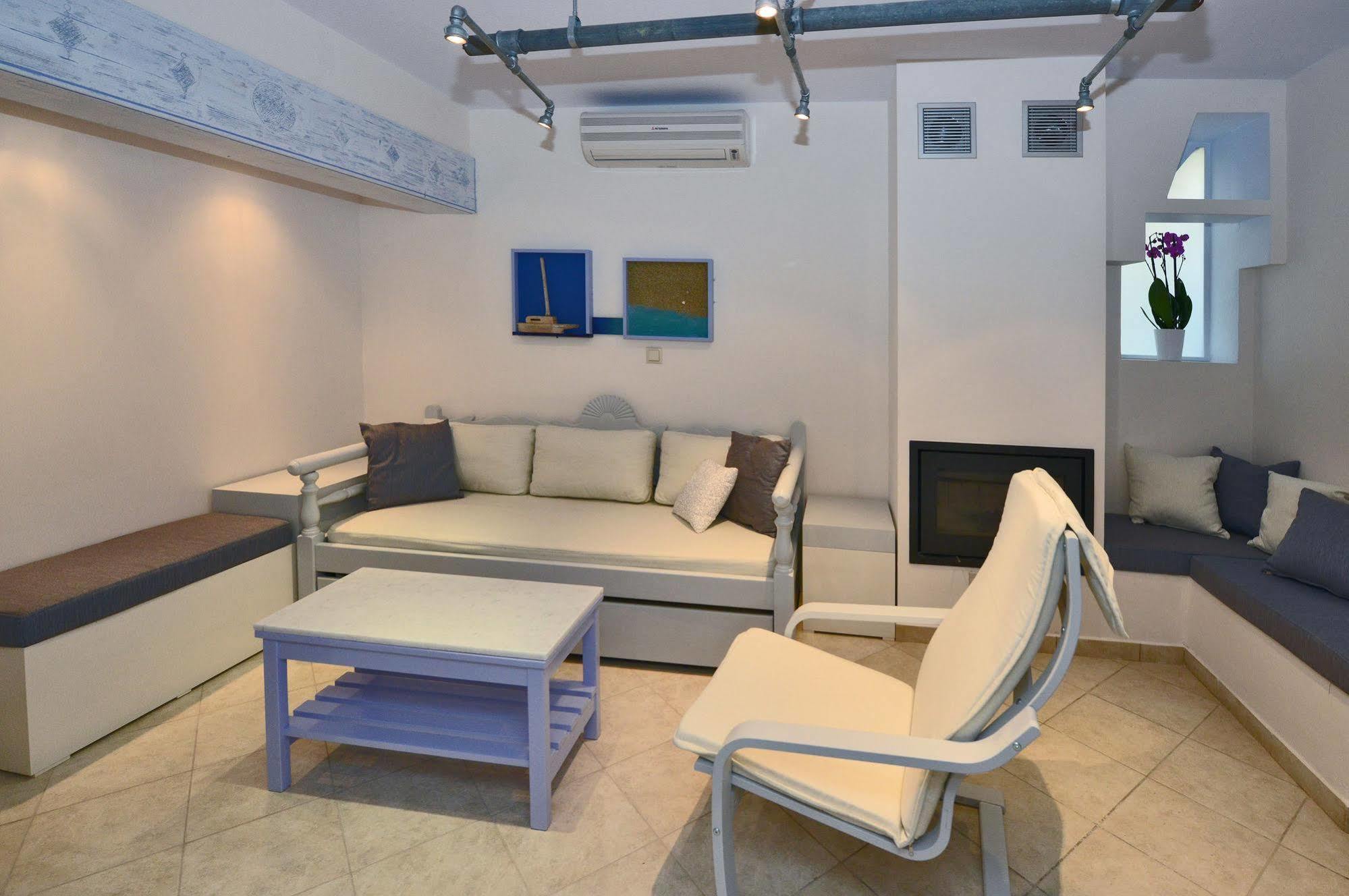 Santa Katerina Apartments & Studios Naxos City Εξωτερικό φωτογραφία